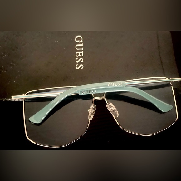 Guess STYLE GU7851 Silver and Blue lens Sunglasses main image 4